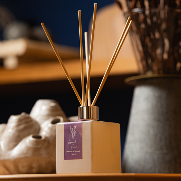 Difusor de Varetas 250ml - Lavanda e Patchouli