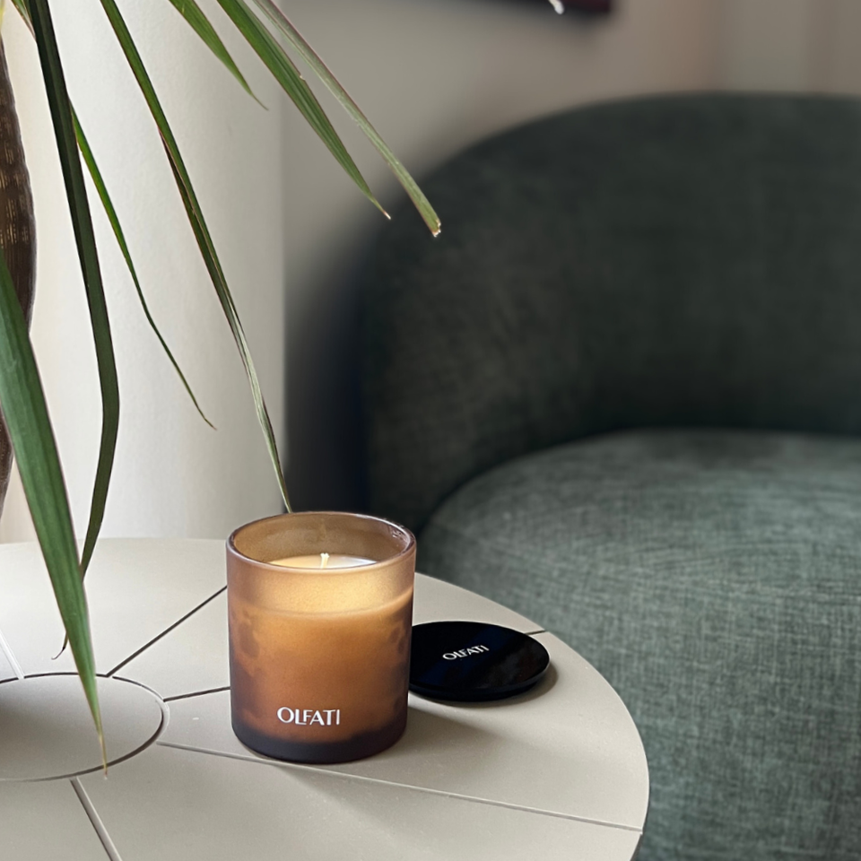 Vela aromática 180g - Le Rouge - Olfati Maison